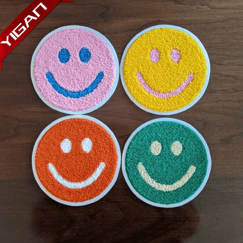 Custom PVC Patch Smiley Face Irons For Custom T-shirt and Clothing